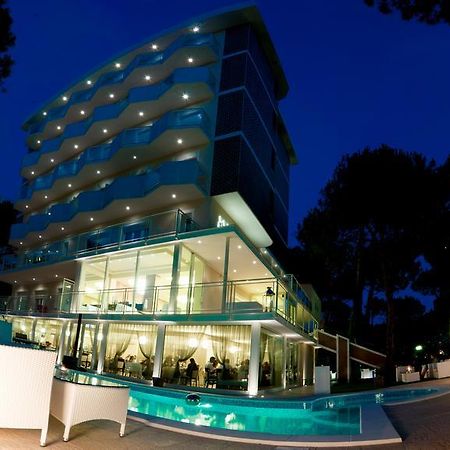 Hotel Kent Milano Marittima Extérieur photo