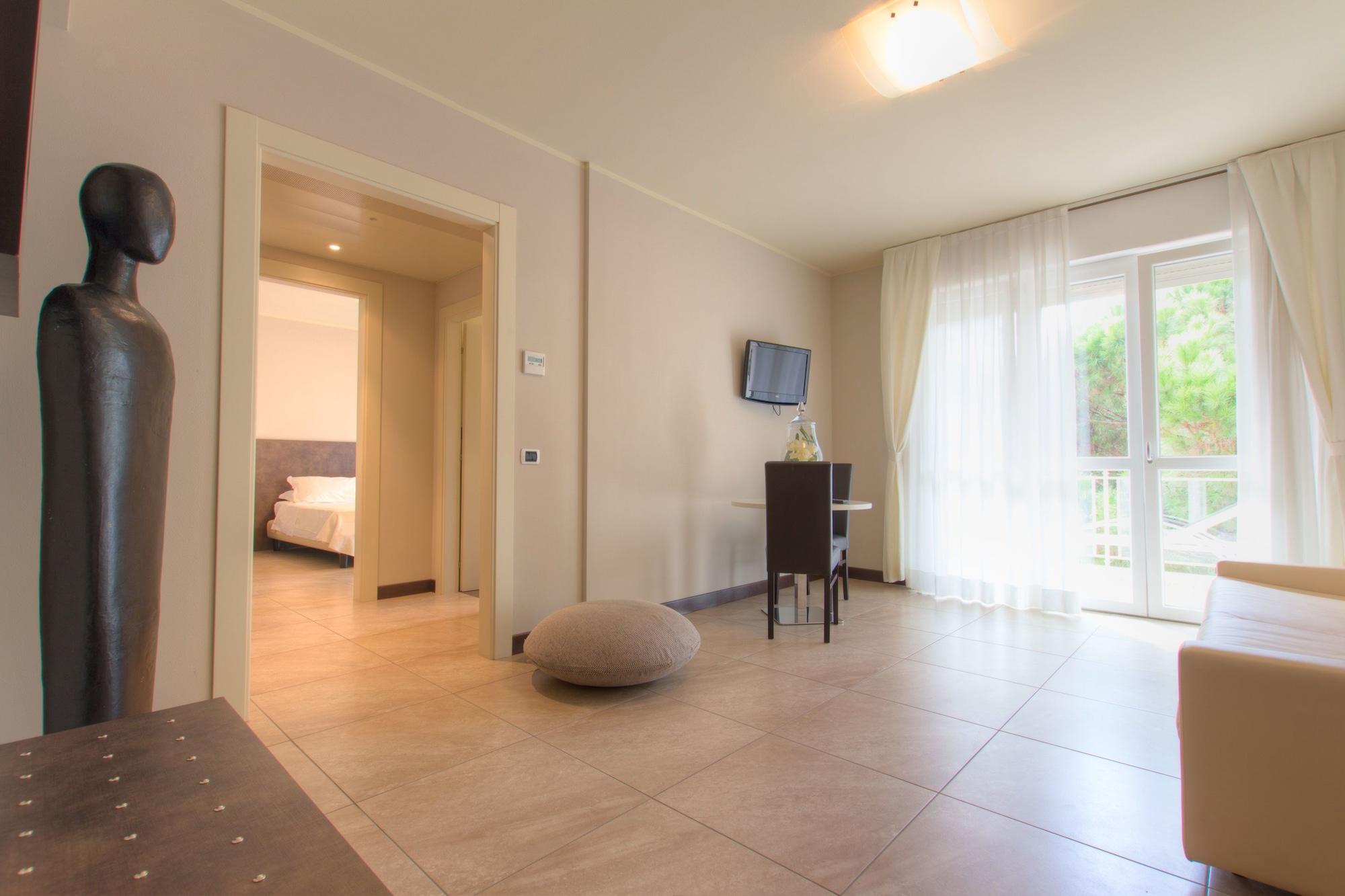 Hotel Kent Milano Marittima Extérieur photo