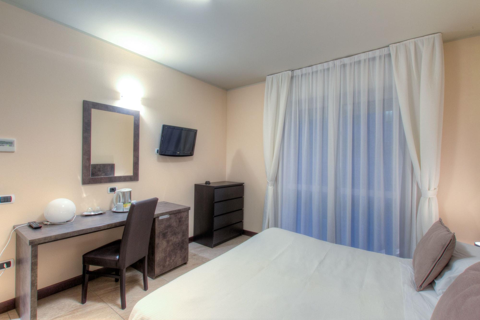 Hotel Kent Milano Marittima Extérieur photo