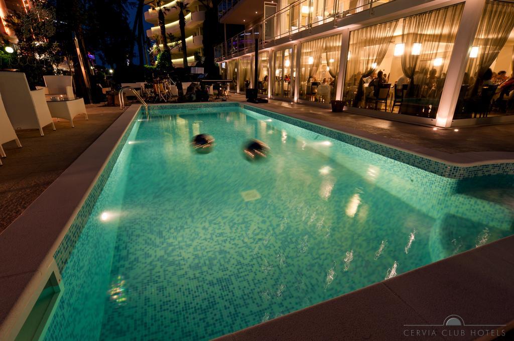 Hotel Kent Milano Marittima Extérieur photo