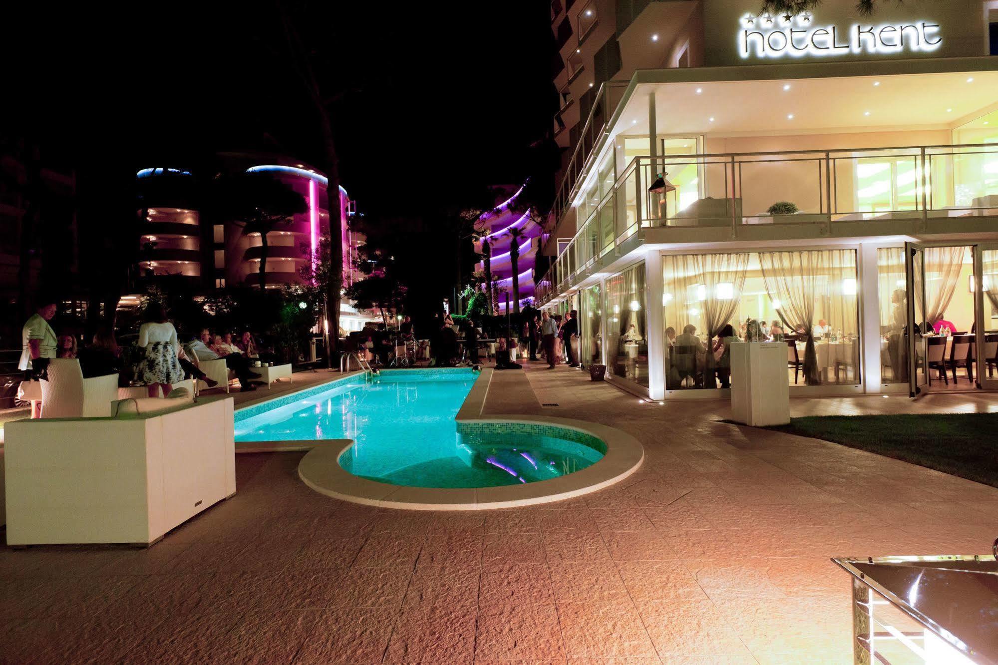 Hotel Kent Milano Marittima Extérieur photo